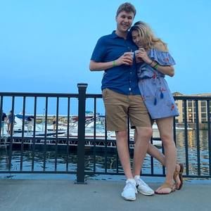 Meet your Posher, Asasiah